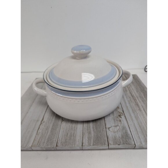 Johann Haviland Crowning Fashion Mountain Sky Covered Casserole Bean Pot Dish 2Q - Picture 1 of 7